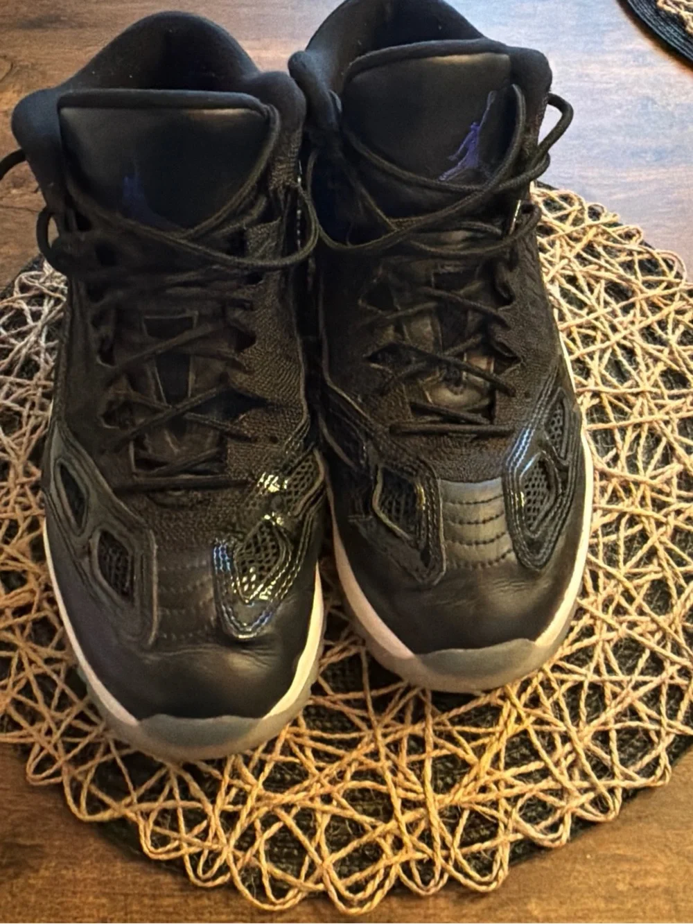 Jordan 11 Retro Black Low IE Space Jam sneaker